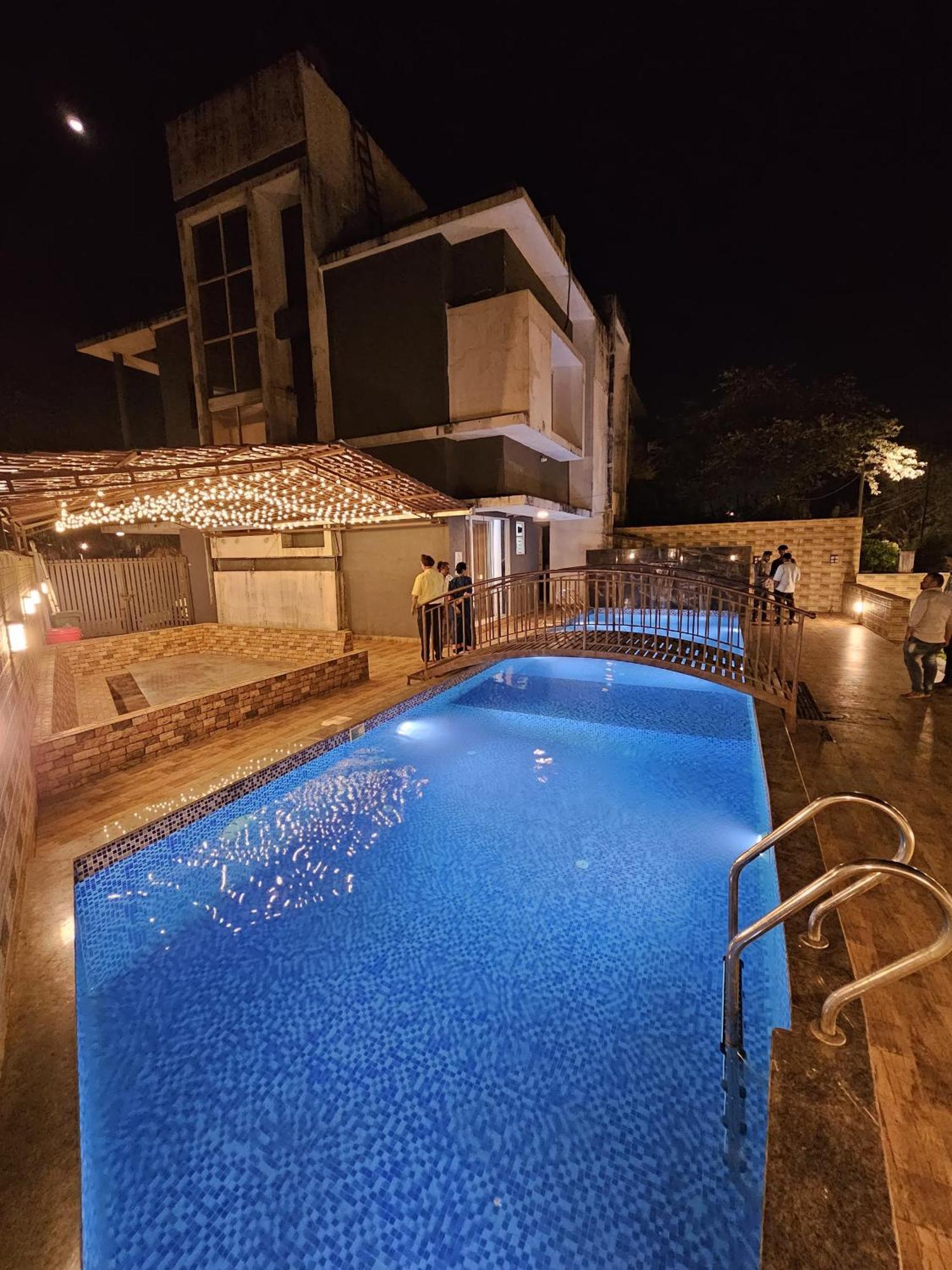 Вилла Casa Lola Лонавала Экстерьер фото